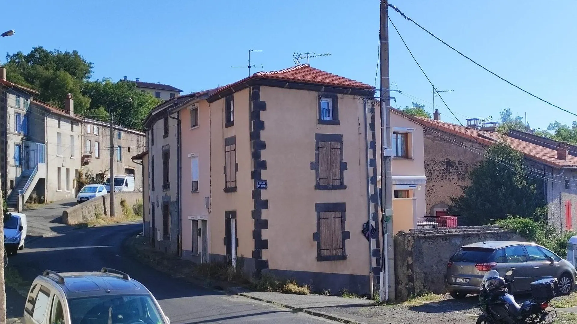 Apartment Jolie Petite Maison De Bourg Sayat France